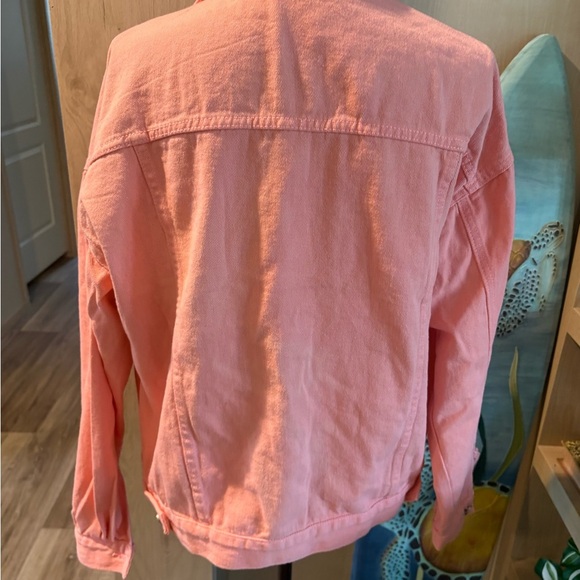 Women's Pink Jean Jacket - Picture 5 of 6